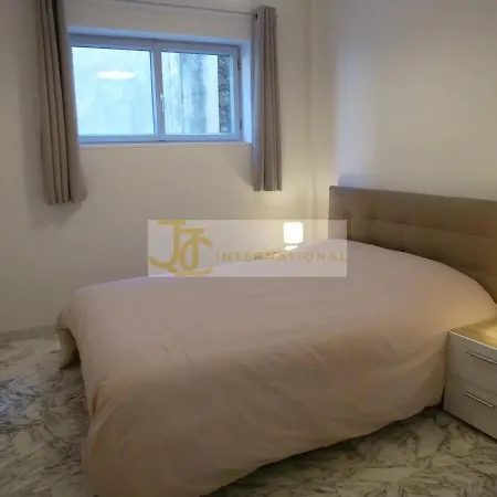 Appartamento Beau 3 Pieces Centre Antibes